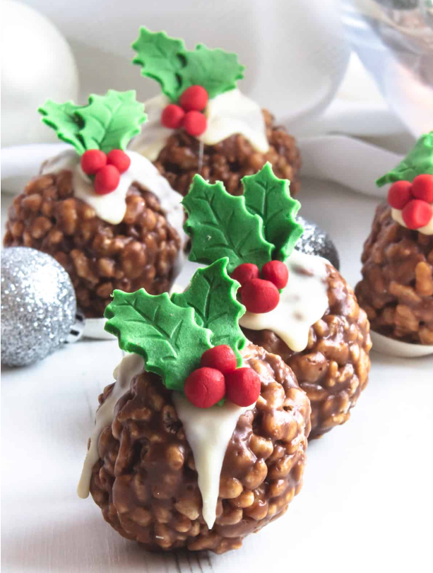 pwdinau nadolig gan ddefnyddio rice krispies 